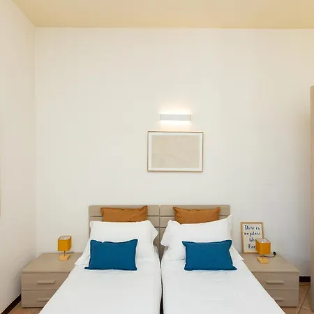 Rosselli Palace Apartamento